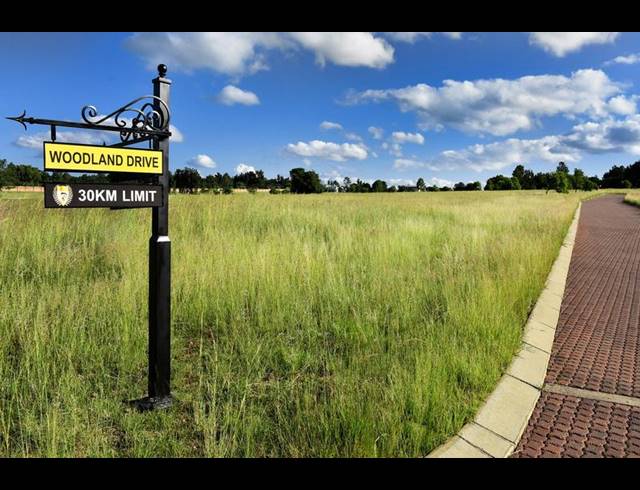 LAND FOR SALE IN KYALAMI AH